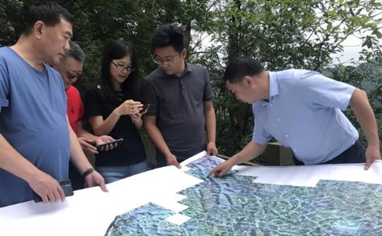 公司新聞丨關注旅游下沉市場川旅景區公司考察調研赤水河畔茅溪鎮